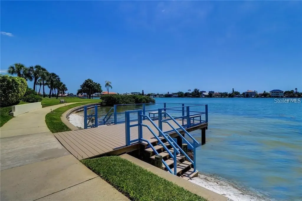 7871 Sailboat Key Boulevard S South Pasadena FL 33707