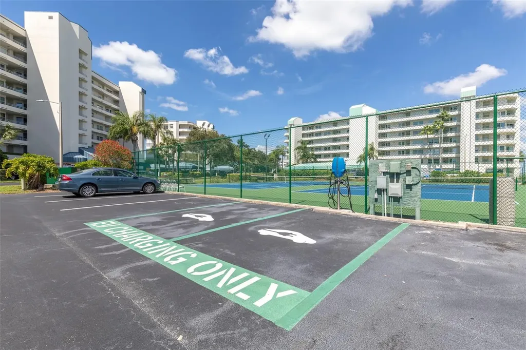 7871 Sailboat Key Boulevard S South Pasadena FL 33707