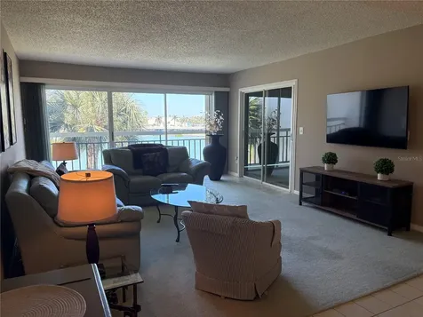 7871 Sailboat Key Boulevard S South Pasadena FL 33707