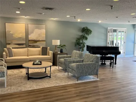7871 Sailboat Key Boulevard S South Pasadena FL 33707