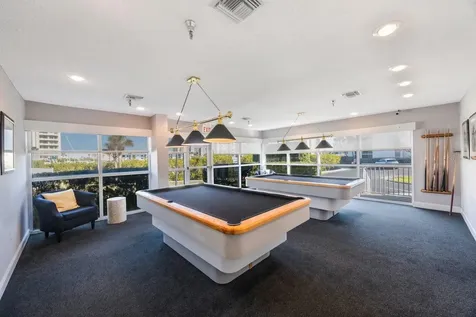7871 Sailboat Key Boulevard S South Pasadena FL 33707