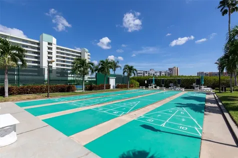 7871 Sailboat Key Boulevard S South Pasadena FL 33707