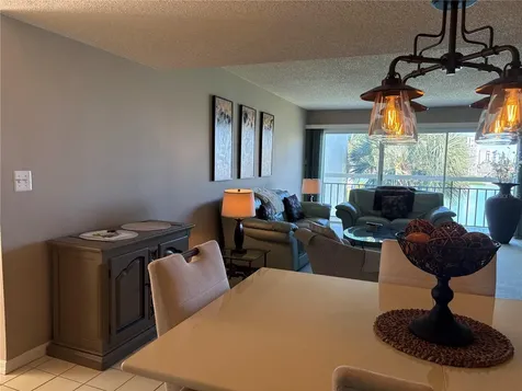 7871 Sailboat Key Boulevard S South Pasadena FL 33707