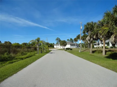 2146 Mccleod Street Port Charlotte FL 33953
