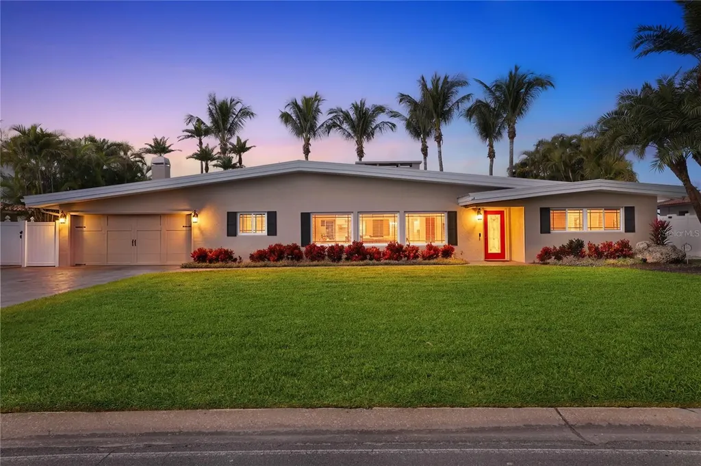225 55th Avenue St Pete Beach FL 33706