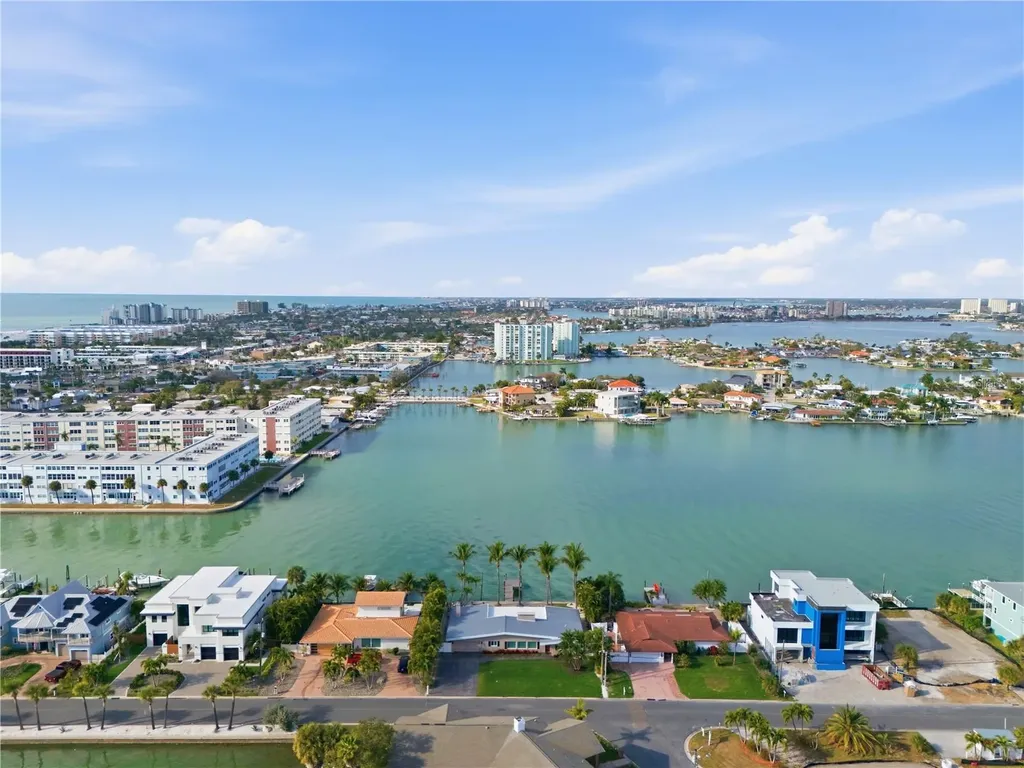 225 55th Avenue St Pete Beach FL 33706