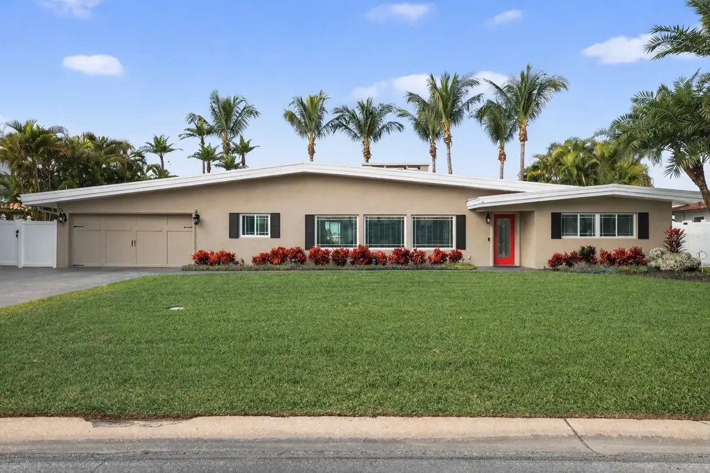 225 55th Avenue St Pete Beach FL 33706