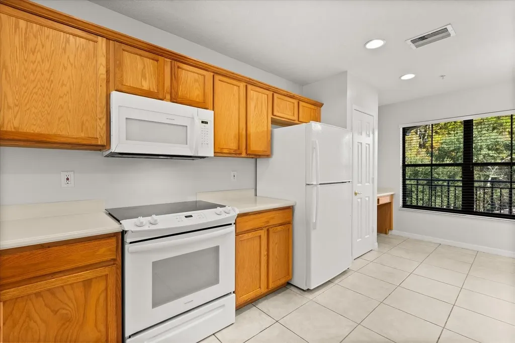 909 Waterside Lane Celebration FL 34747
