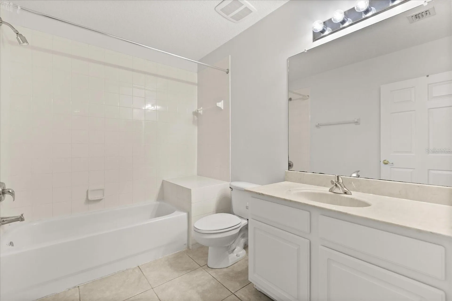 909 Waterside Lane Celebration FL 34747
