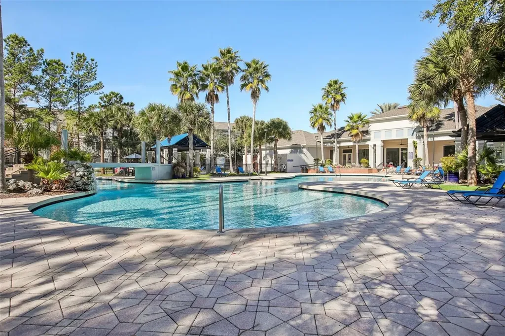 9872 Meadow Field Circle Tampa FL 33626