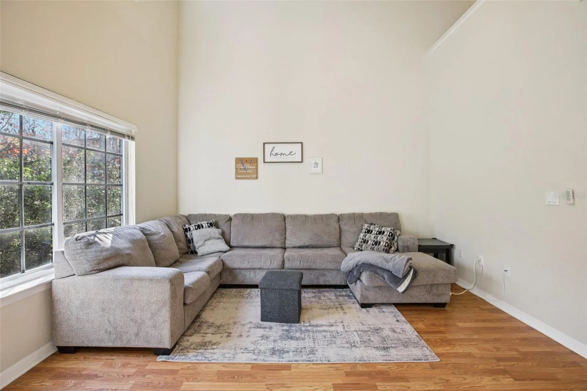 9872 Meadow Field Circle Tampa FL 33626