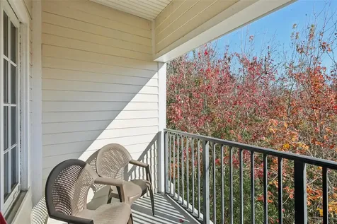 9872 Meadow Field Circle Tampa FL 33626