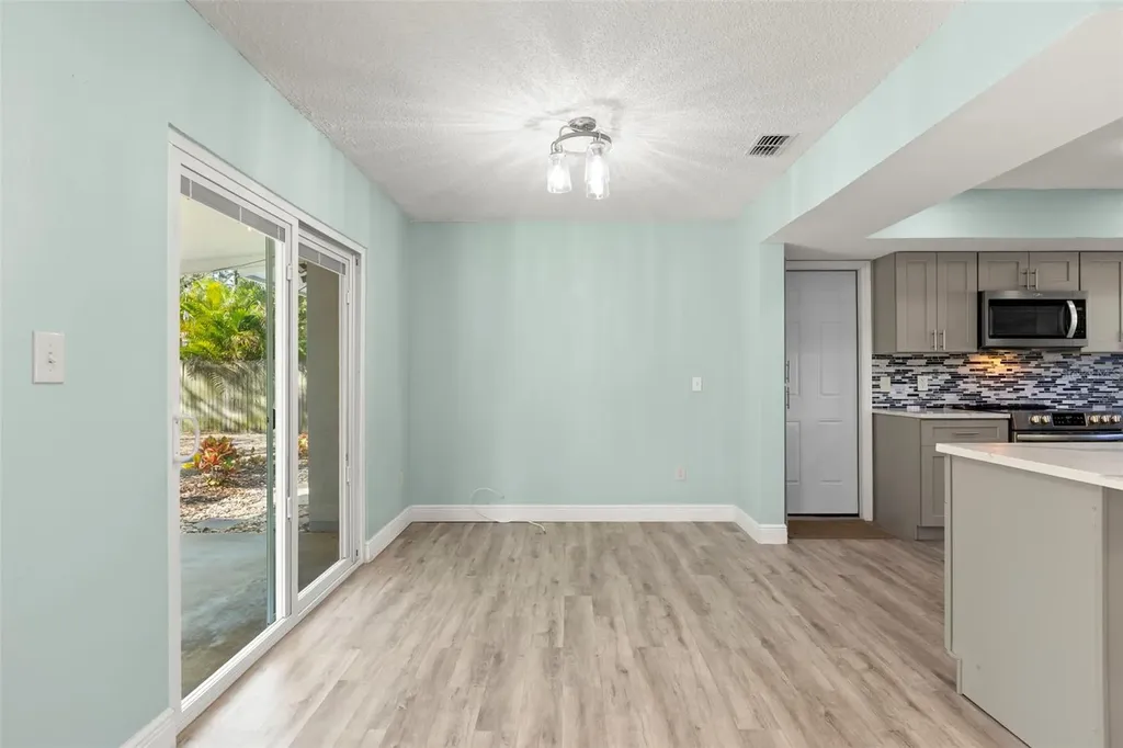 2261 Beverly Lane Clearwater FL 33764