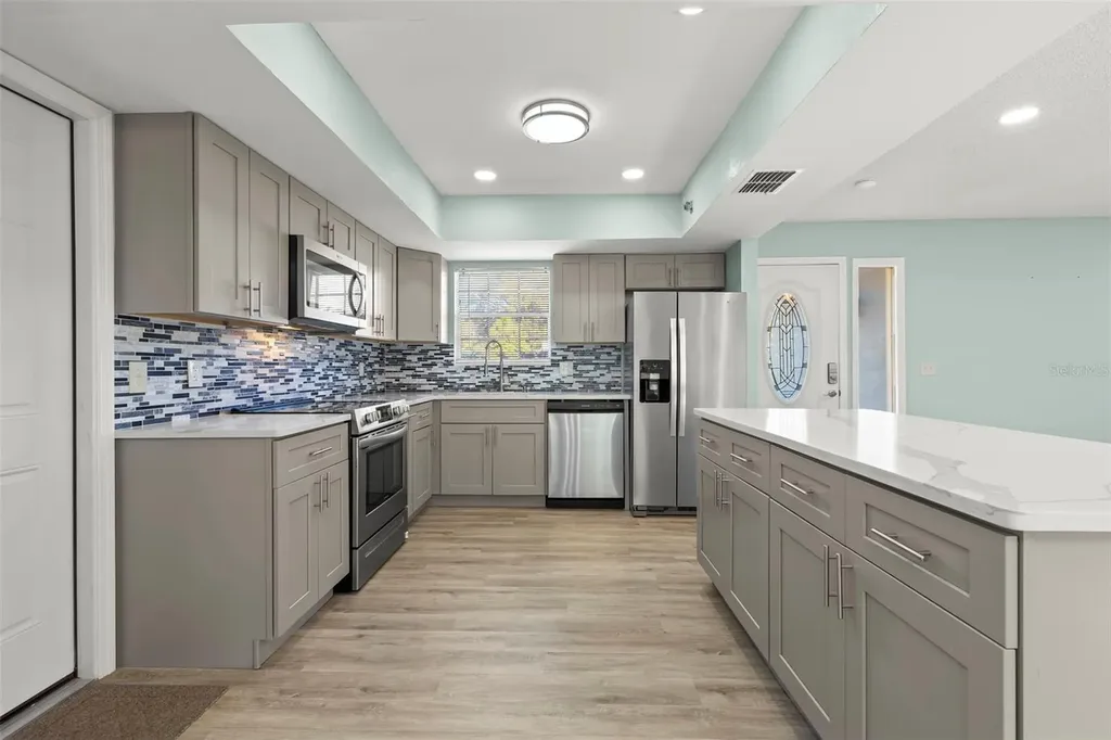 2261 Beverly Lane Clearwater FL 33764