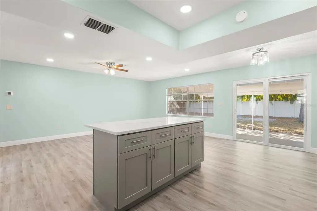 2261 Beverly Lane Clearwater FL 33764