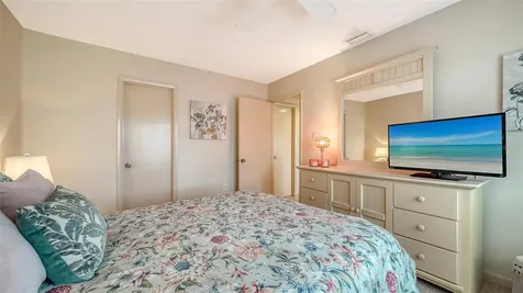 6204 Midnight Pass Road Sarasota FL 34242