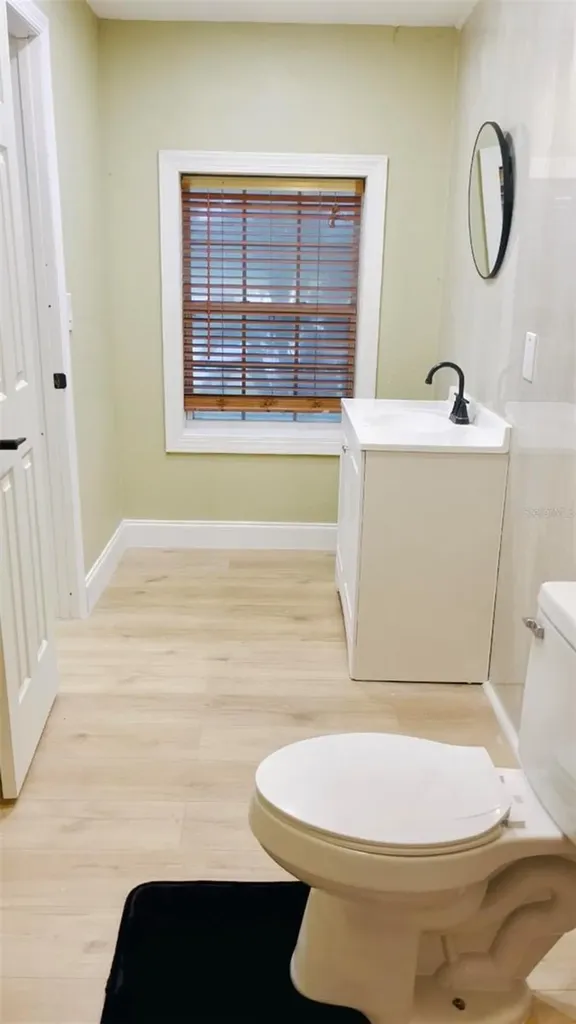 238 Lake Drive Orlando FL 32835