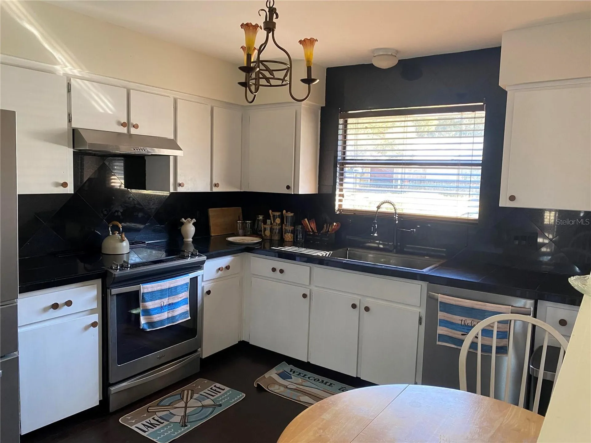 238 Lake Drive Orlando FL 32835