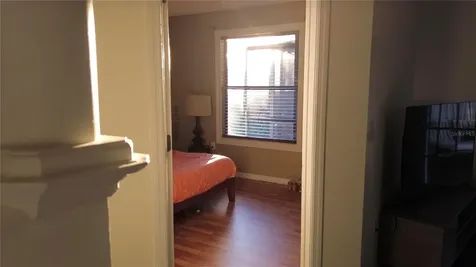 238 Lake Drive Orlando FL 32835