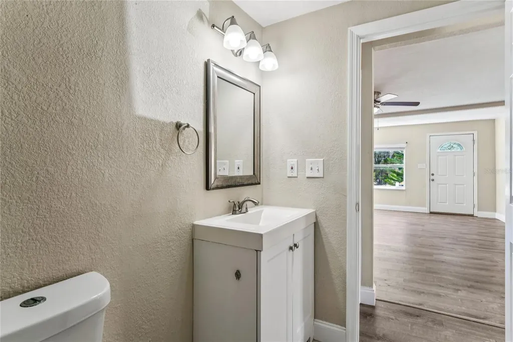 118 David Avenue Clearwater FL 33759