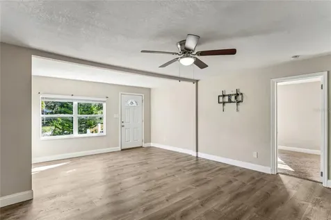 118 David Avenue Clearwater FL 33759