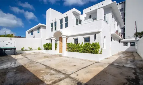 2071 Cacique Street San Juan PR 00911