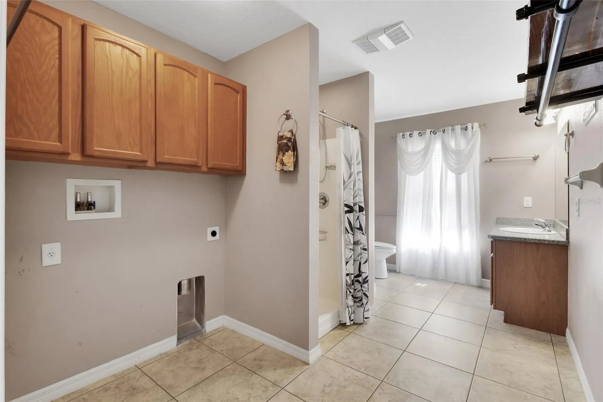 43746 Sunset Drive Paisley FL 32767