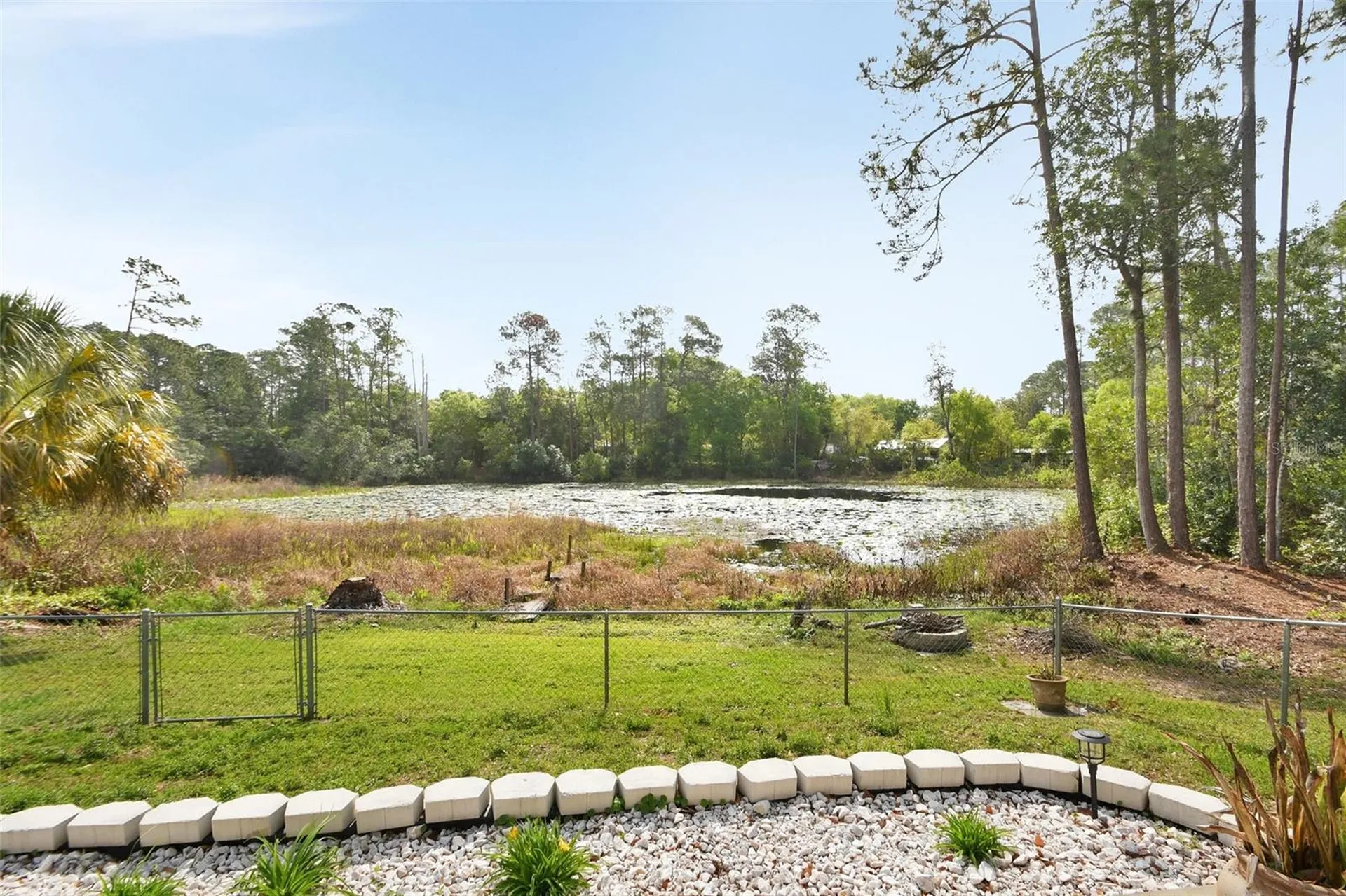 43746 Sunset Drive Paisley FL 32767