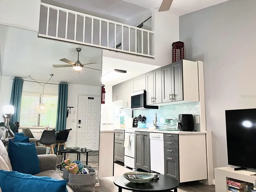 20921 Haulover Cove Lutz FL 33558
