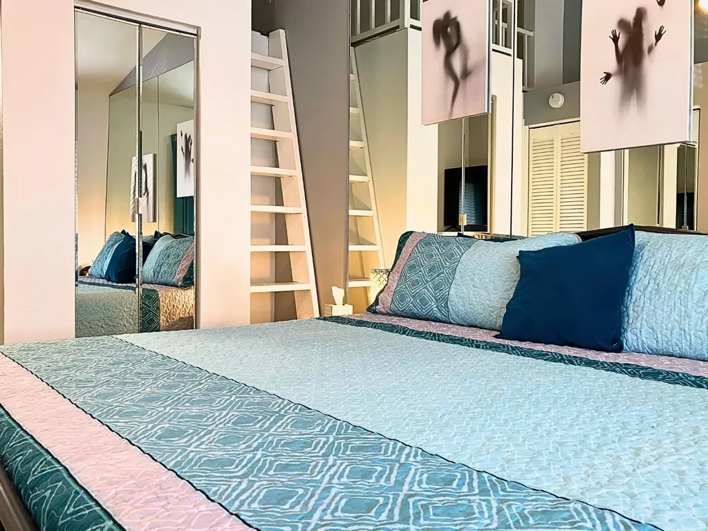 20921 Haulover Cove Lutz FL 33558
