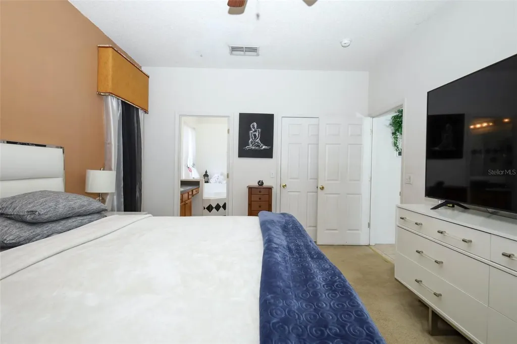 8449 Secret Key Cove Kissimmee FL 34747