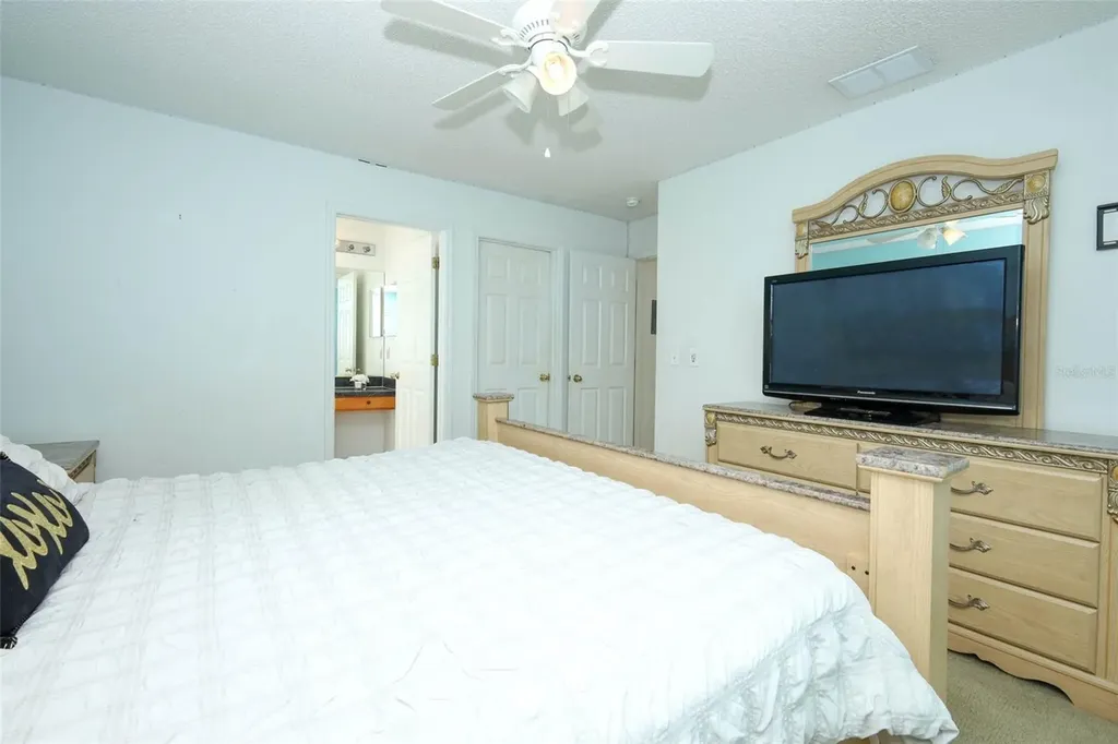 8449 Secret Key Cove Kissimmee FL 34747