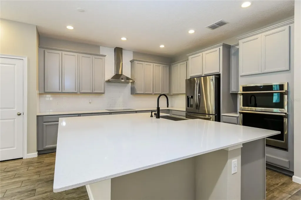 1073 Hendon Loop Davenport FL 33837