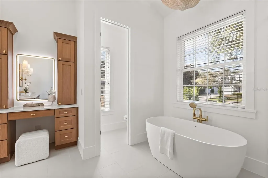 948 Poinciana Lane Winter Park FL 32789