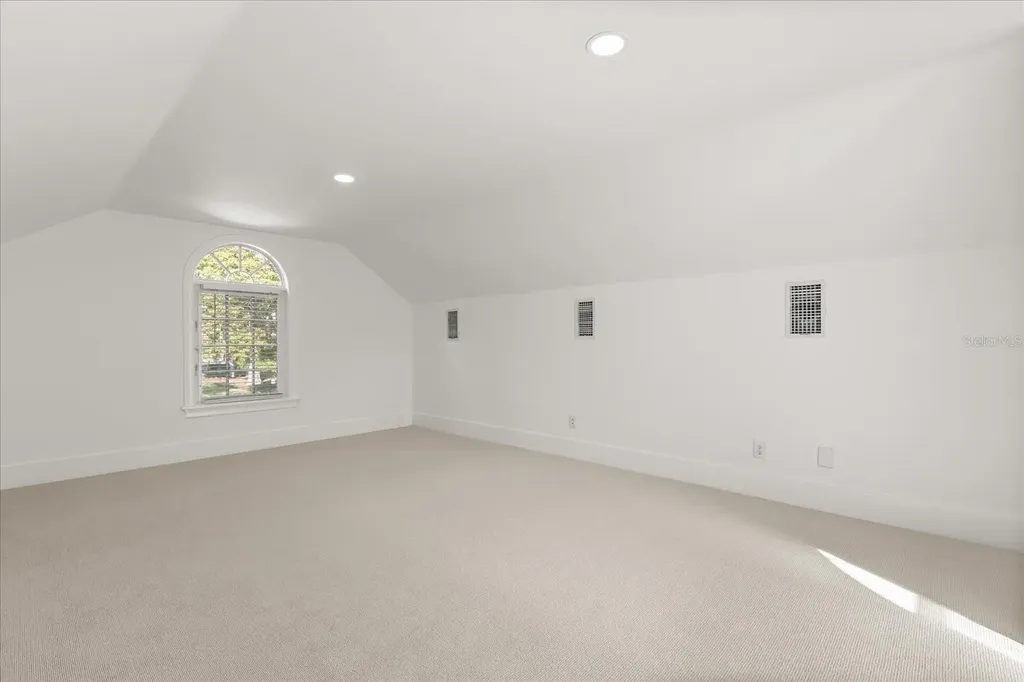 948 Poinciana Lane Winter Park FL 32789