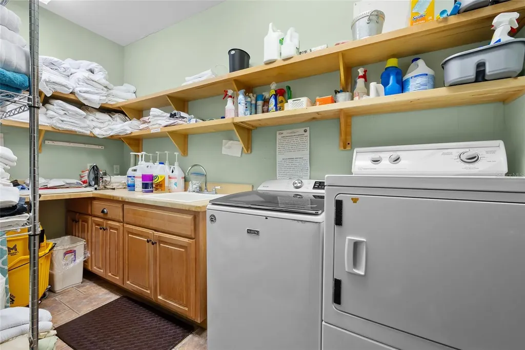 205 SE 7th Street Gainesville FL 32601