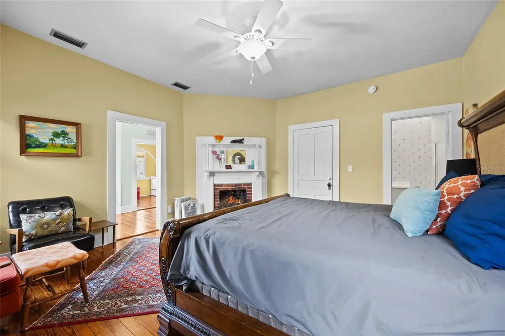 205 SE 7th Street Gainesville FL 32601