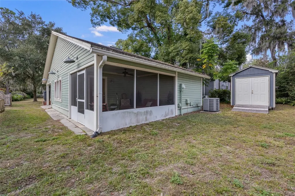205 SE 7th Street Gainesville FL 32601