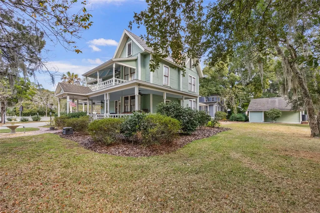 205 SE 7th Street Gainesville FL 32601