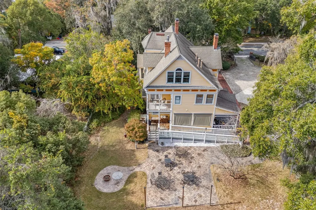 205 SE 7th Street Gainesville FL 32601