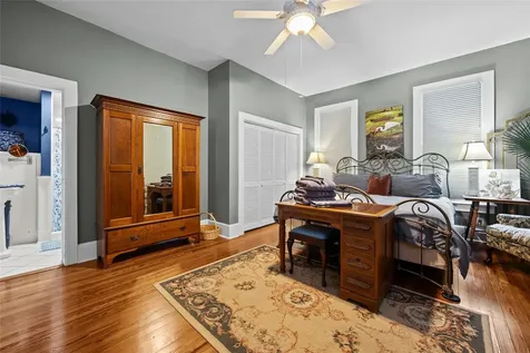 205 SE 7th Street Gainesville FL 32601