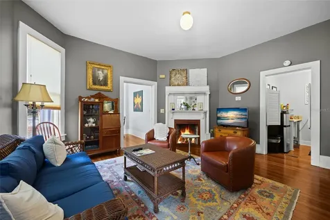 205 SE 7th Street Gainesville FL 32601