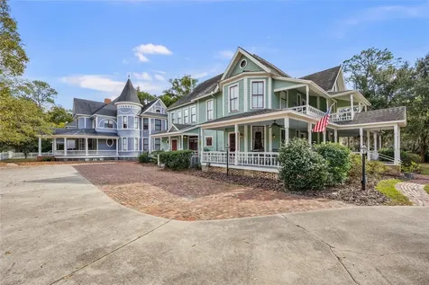 205 SE 7th Street Gainesville FL 32601