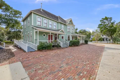 205 SE 7th Street Gainesville FL 32601