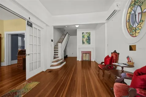 205 SE 7th Street Gainesville FL 32601