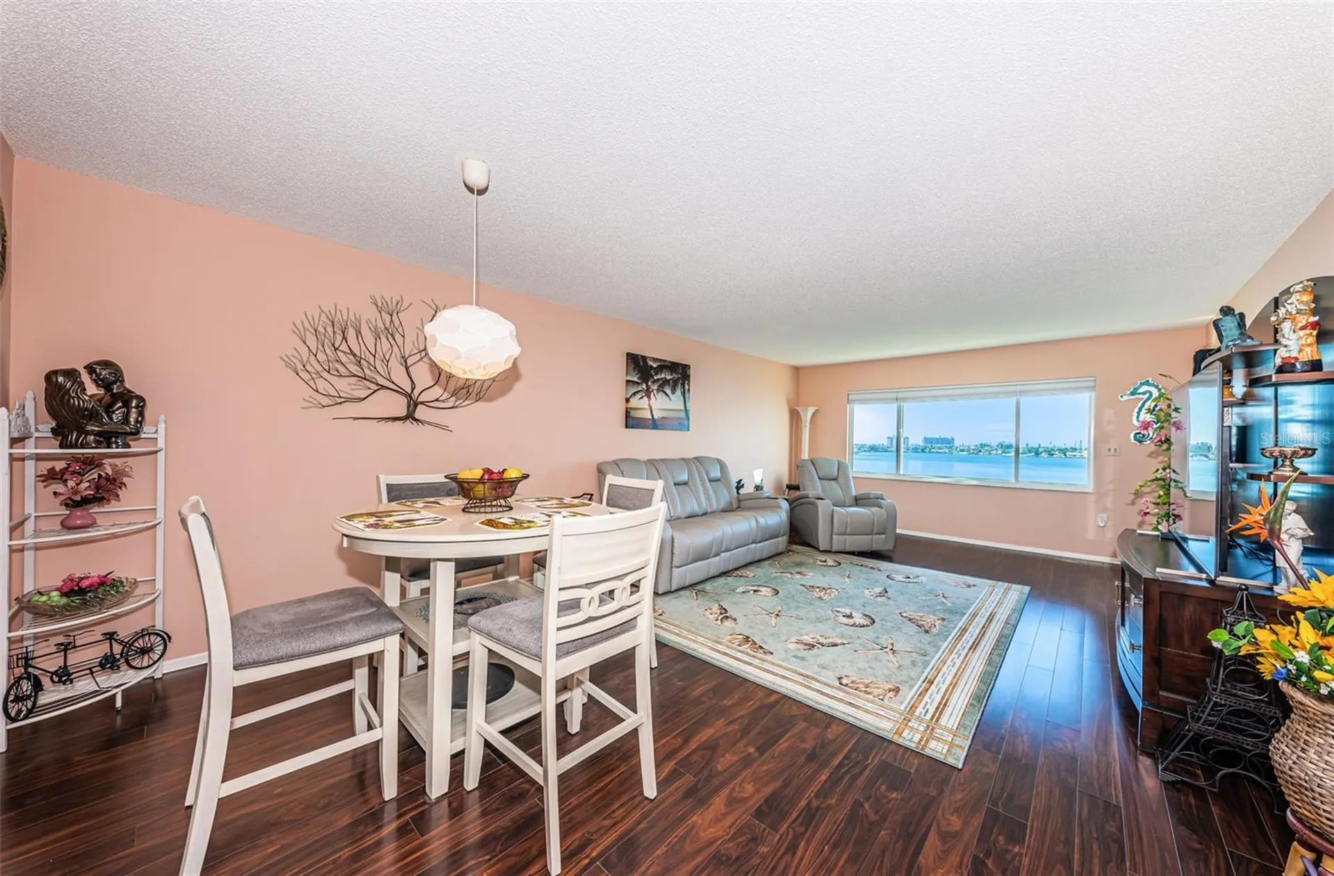 4750 Cove Circle St Petersburg FL 33708
