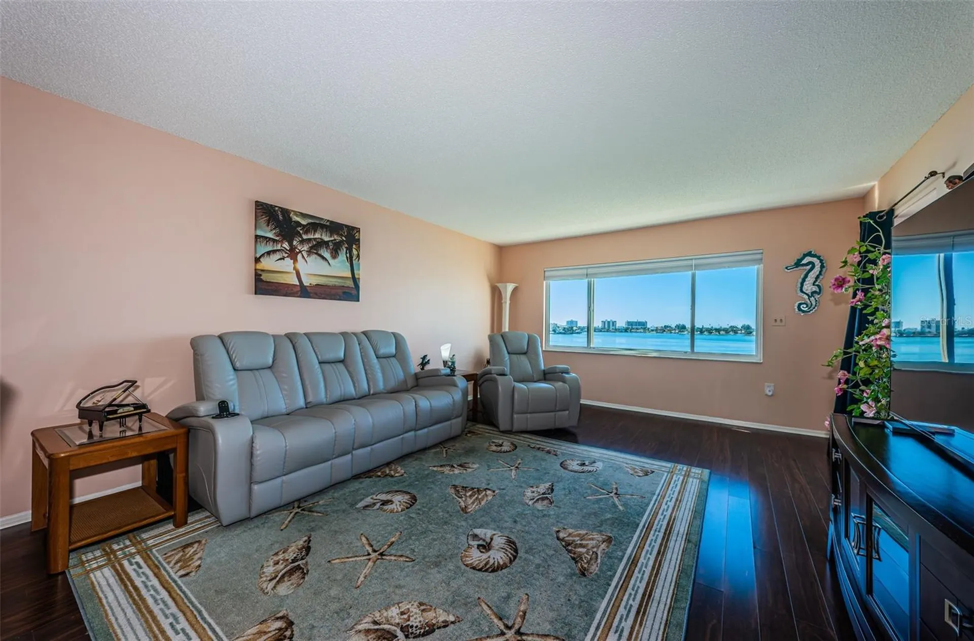 4750 Cove Circle St Petersburg FL 33708