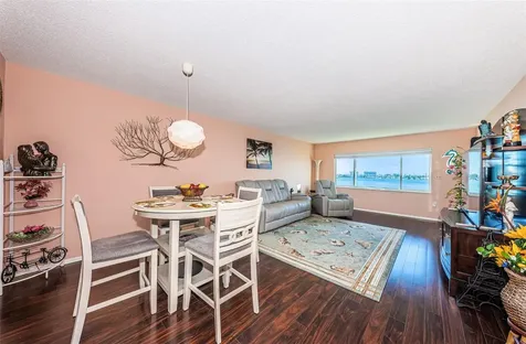 4750 Cove Circle St Petersburg FL 33708