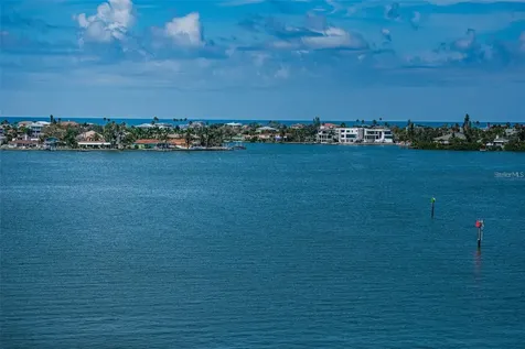 4750 Cove Circle St Petersburg FL 33708