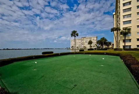 4750 Cove Circle St Petersburg FL 33708